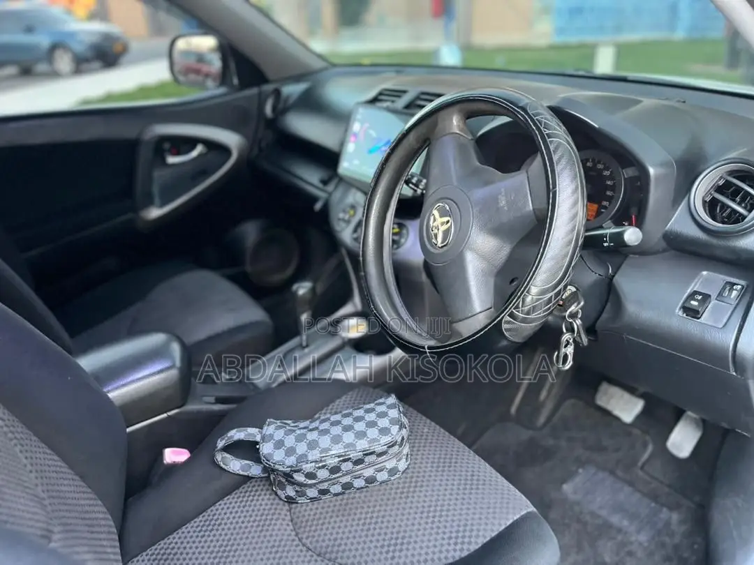 Toyota RAV4 2006 Silver