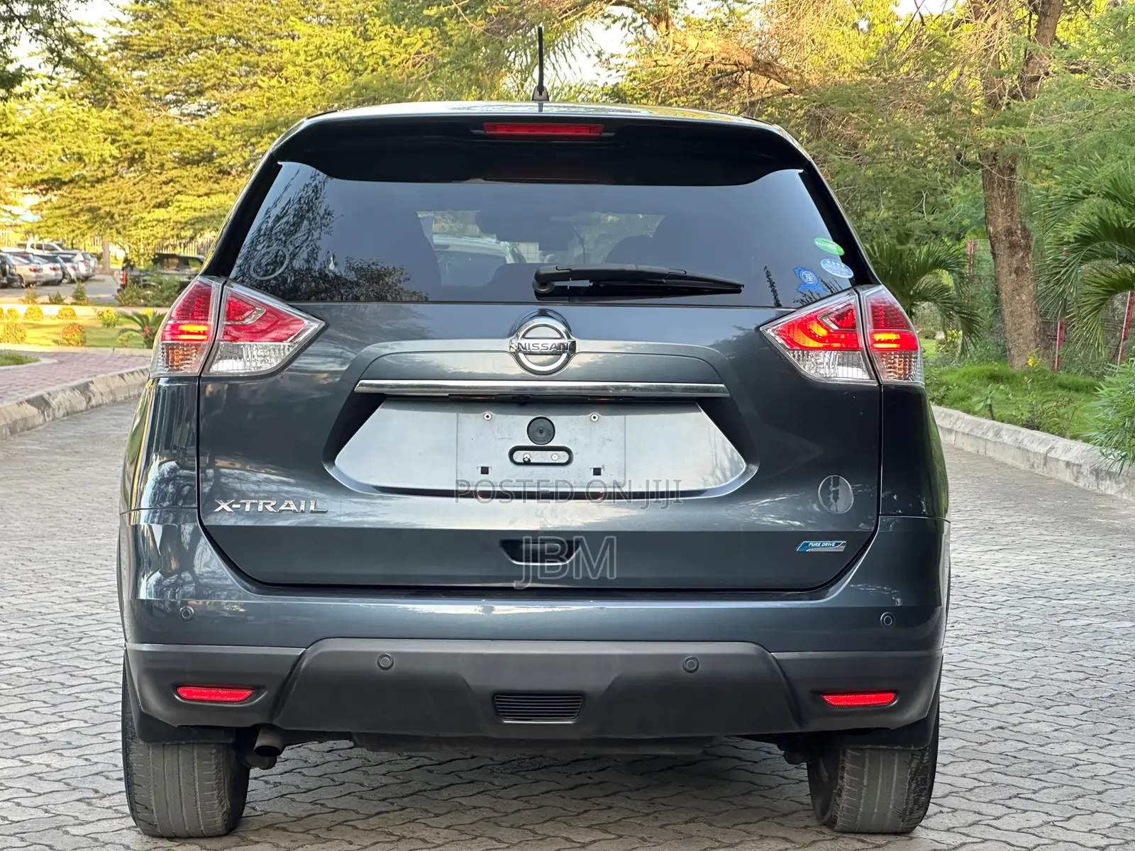 Nissan X-Trail 2.0 Petrol AWD 2016 Gray