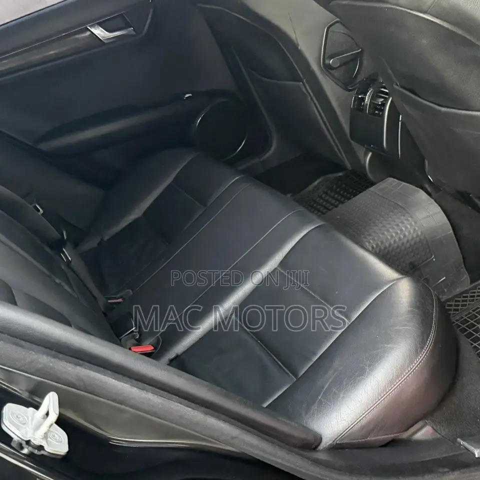 Mercedes-Benz C-Class 2008 Black