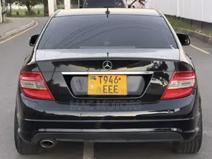 Mercedes-Benz C-Class 2008 Black