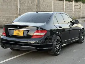 Mercedes-Benz C-Class 2008 Black