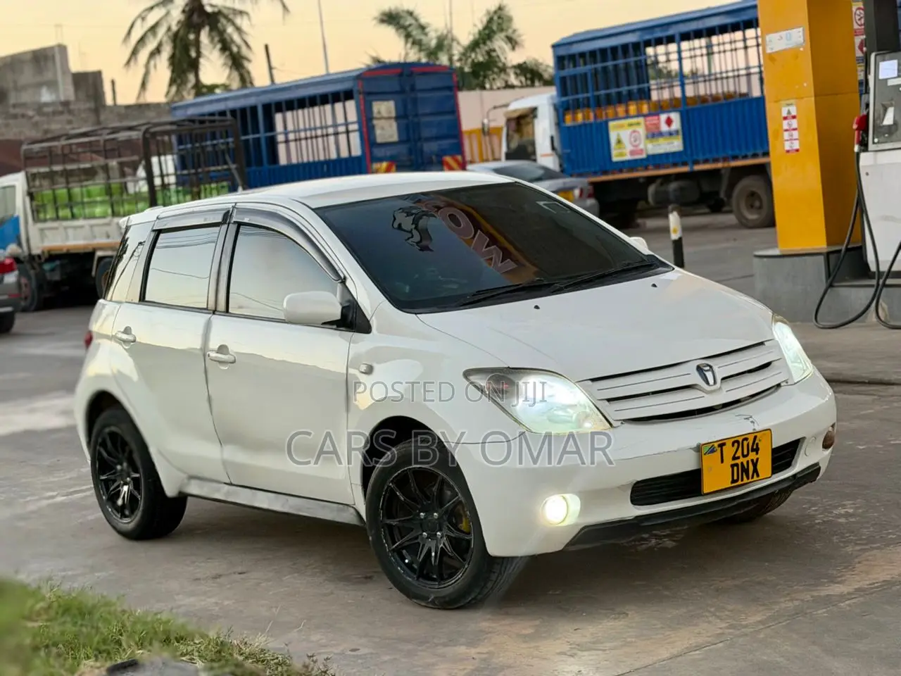 Toyota IST 2004 White