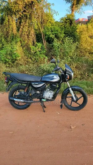 Bajaj Boxer 125 2025 Black