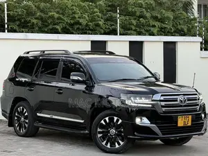 Toyota Land Cruiser 2014 Black
