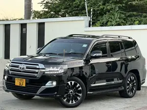 Toyota Land Cruiser 2014 Black