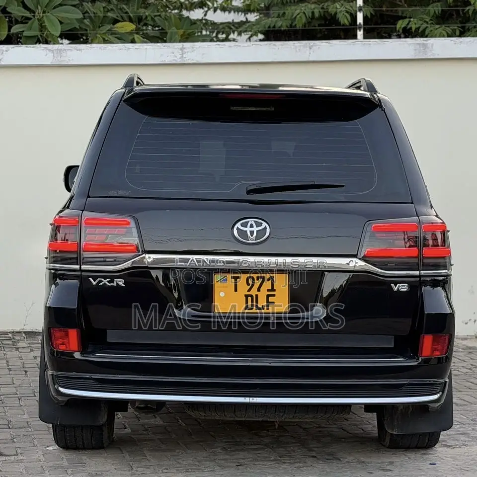 Toyota Land Cruiser 2014 Black