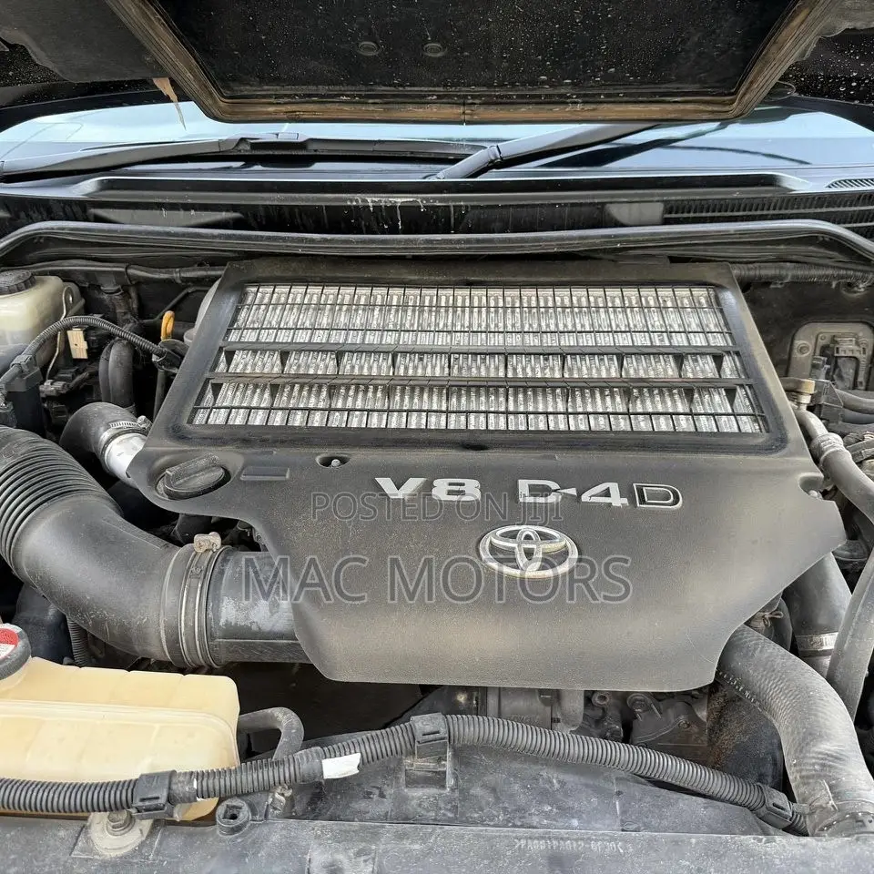 Toyota Land Cruiser 2014 Black