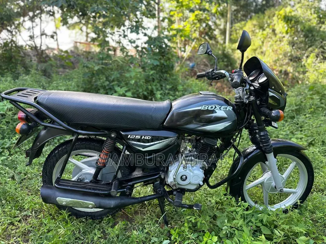 New Bajaj Boxer 125 2025 Black