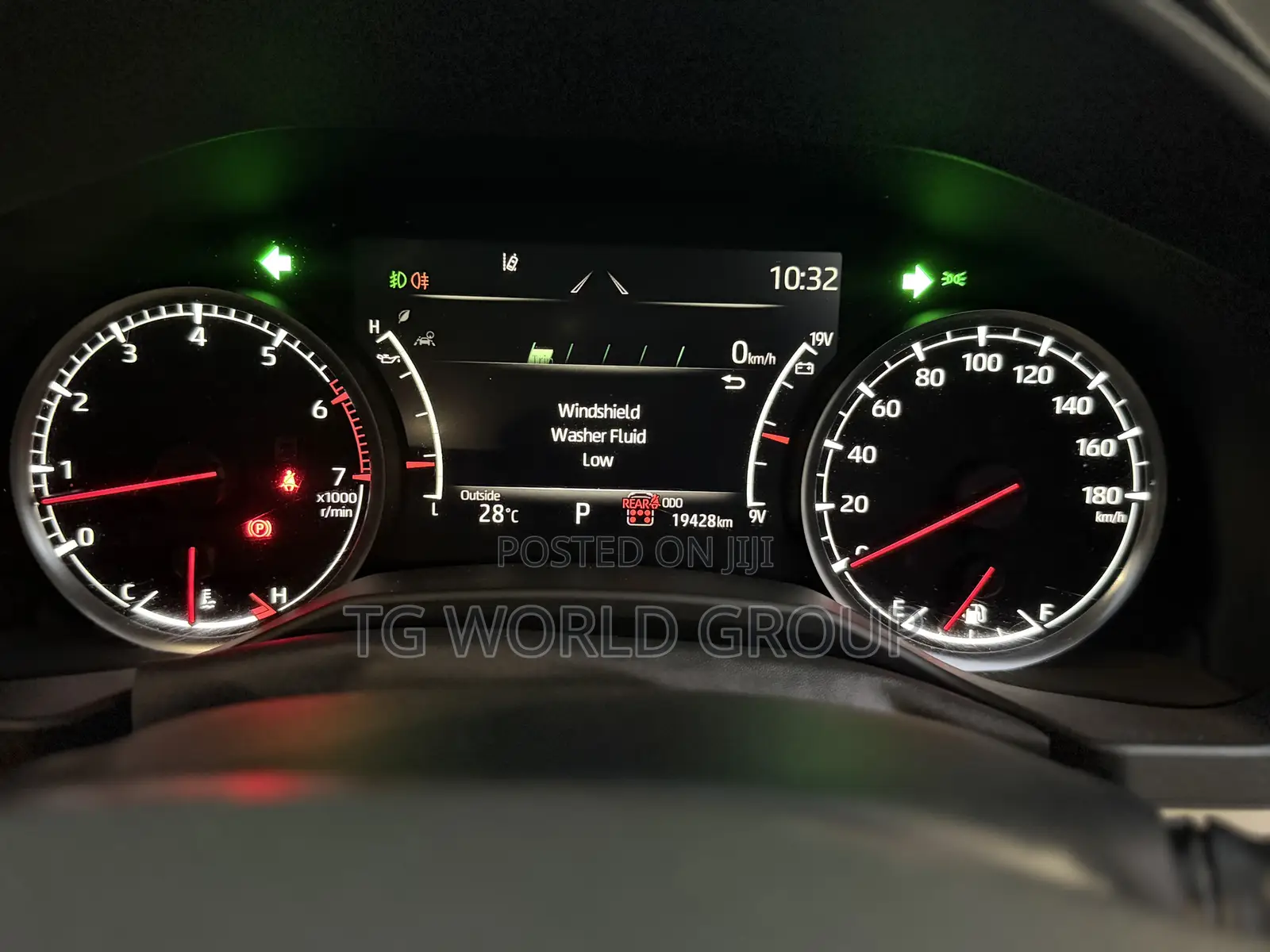 Toyota Land Cruiser LC300 2024 Black