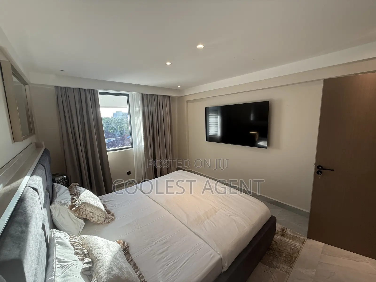 Furnished 3bdrm Duplex in Coolest Estate, Oyster Bay for rent