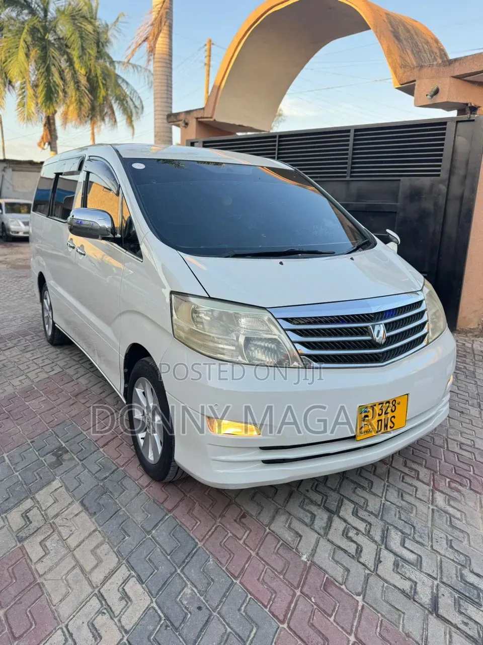 Toyota Alphard 2006 White