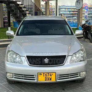 Toyota Crown 2004 Silver