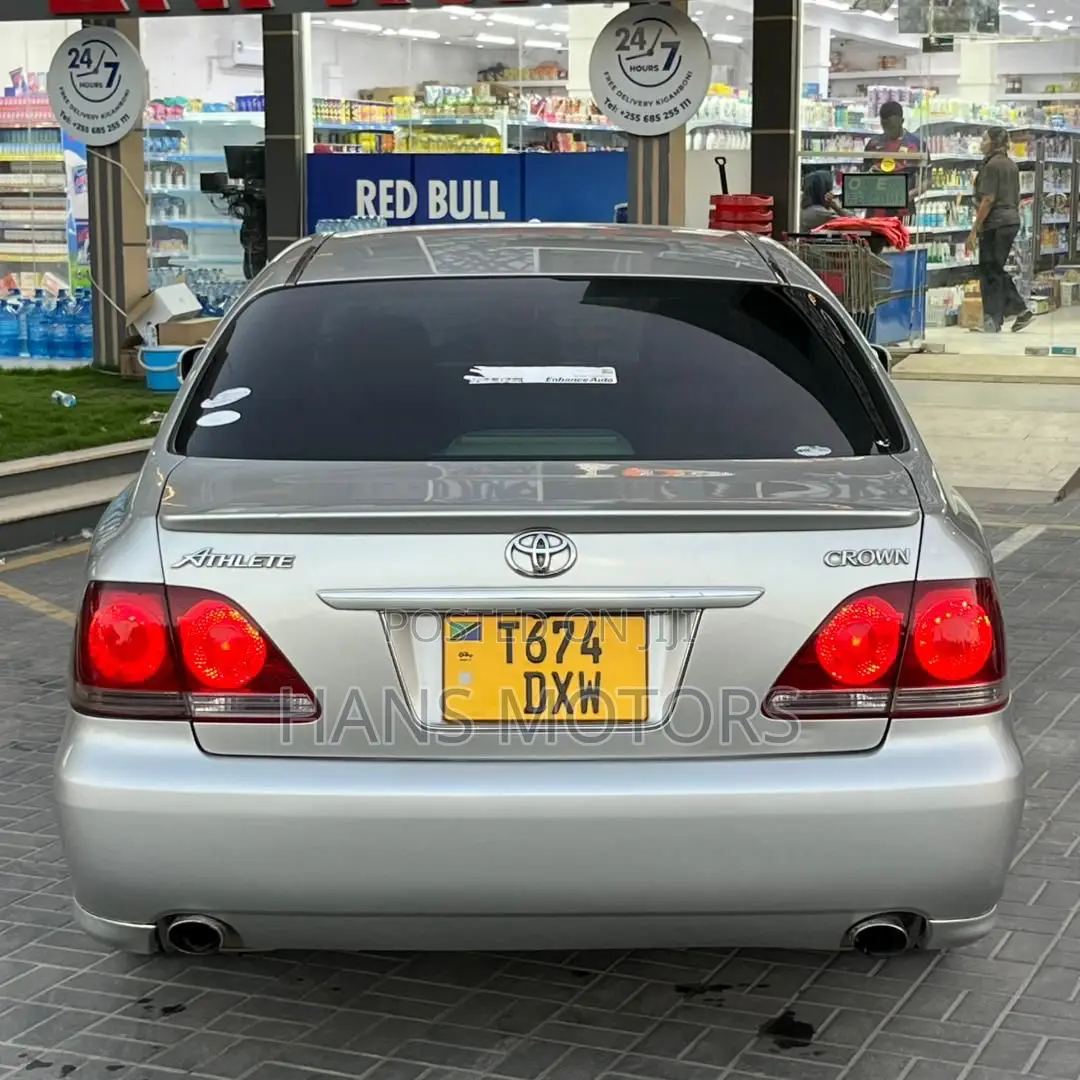 Toyota Crown 2004 Silver