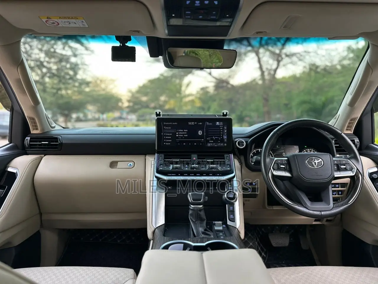 Toyota Land Cruiser 2024 White