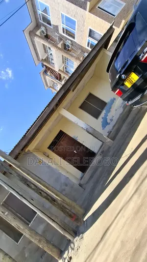 6bdrm House in Kijitonyama for sale