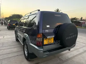 Toyota Land Cruiser Prado 1997 Blue