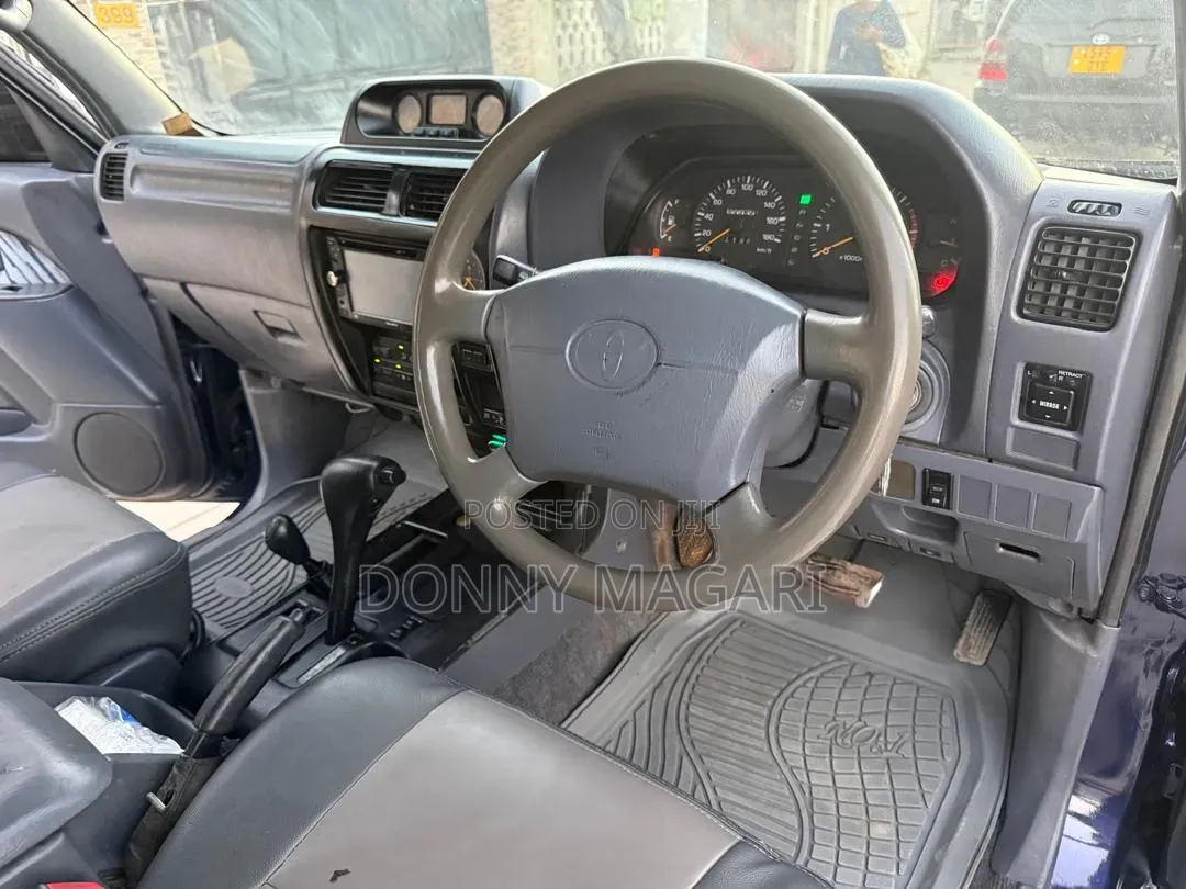 Toyota Land Cruiser Prado 1997 Blue