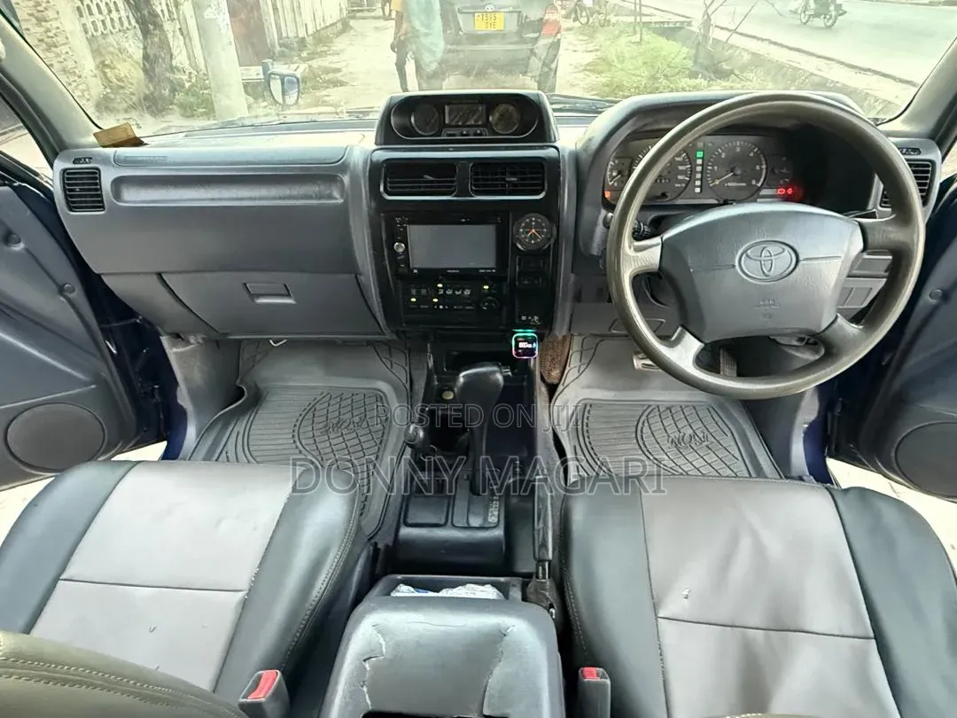Toyota Land Cruiser Prado 1997 Blue