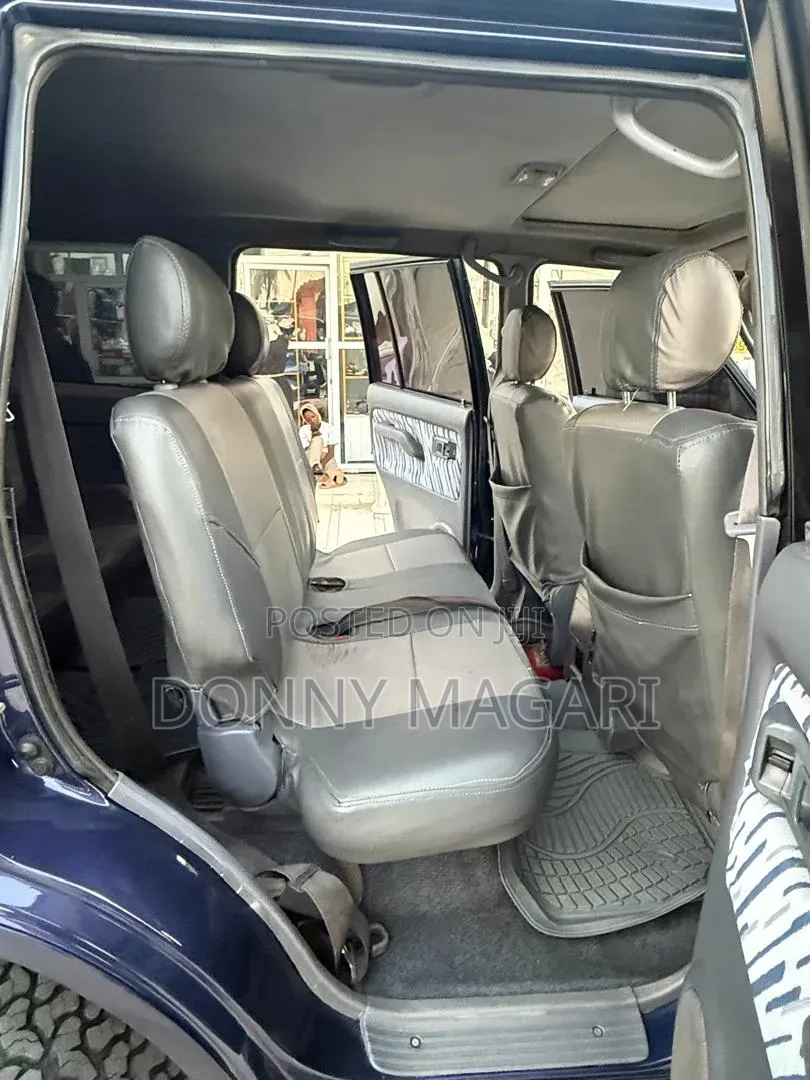 Toyota Land Cruiser Prado 1997 Blue
