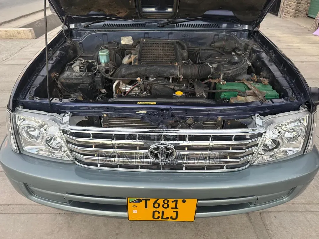 Toyota Land Cruiser Prado 1997 Blue