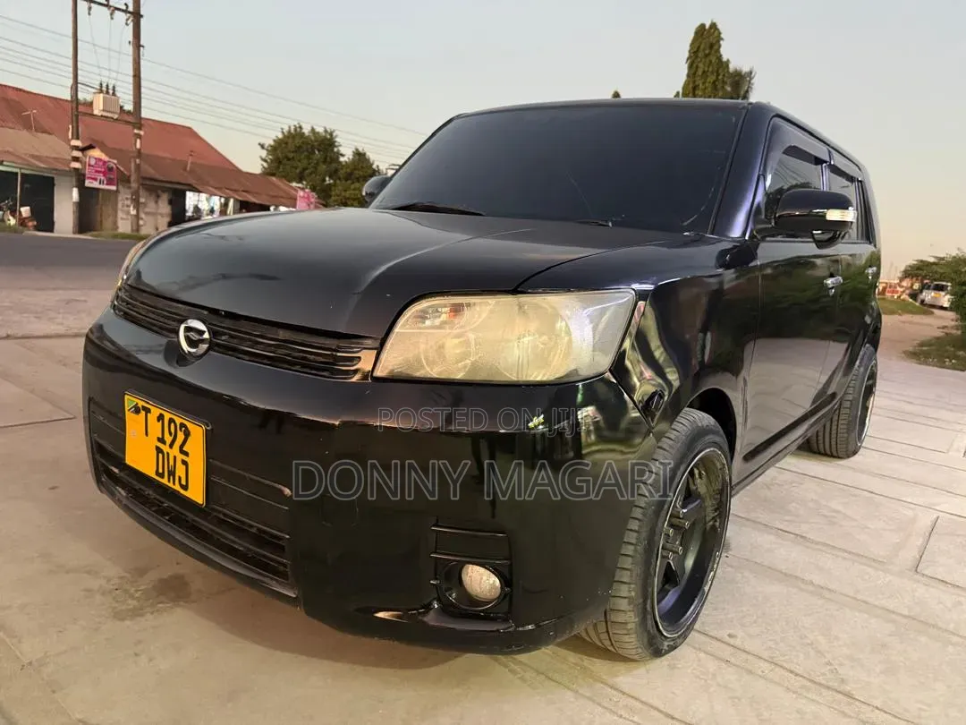 Toyota Corolla Rumion 2008 Black