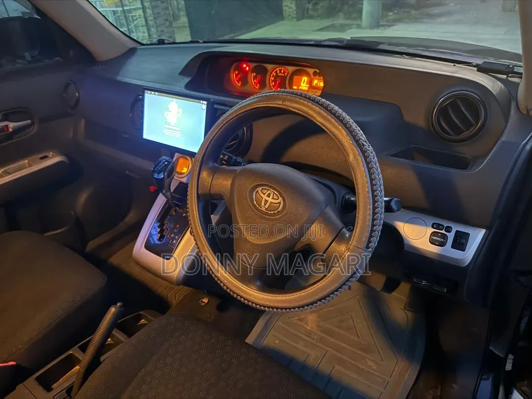 Toyota Corolla Rumion 2008 Black
