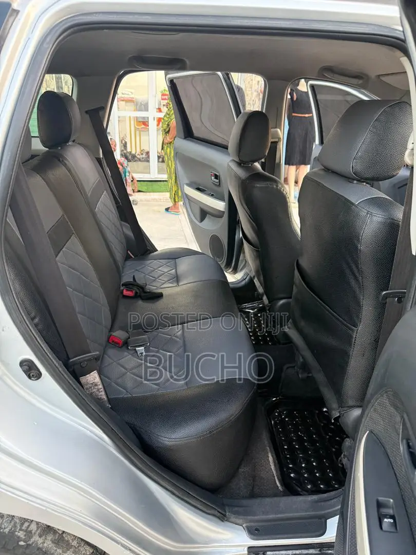 Toyota IST 2003 Silver