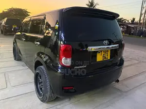 Toyota Corolla Rumion 2008 Black