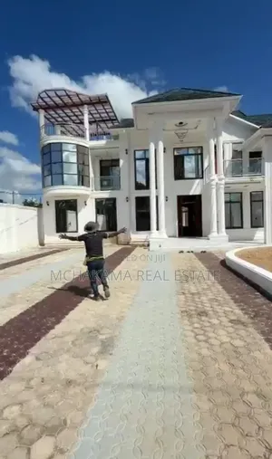 5bdrm Block of Flats in Mchakama Real Estate, Kigamboni for sale