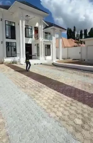 5bdrm Block of Flats in Mchakama Real Estate, Kigamboni for sale