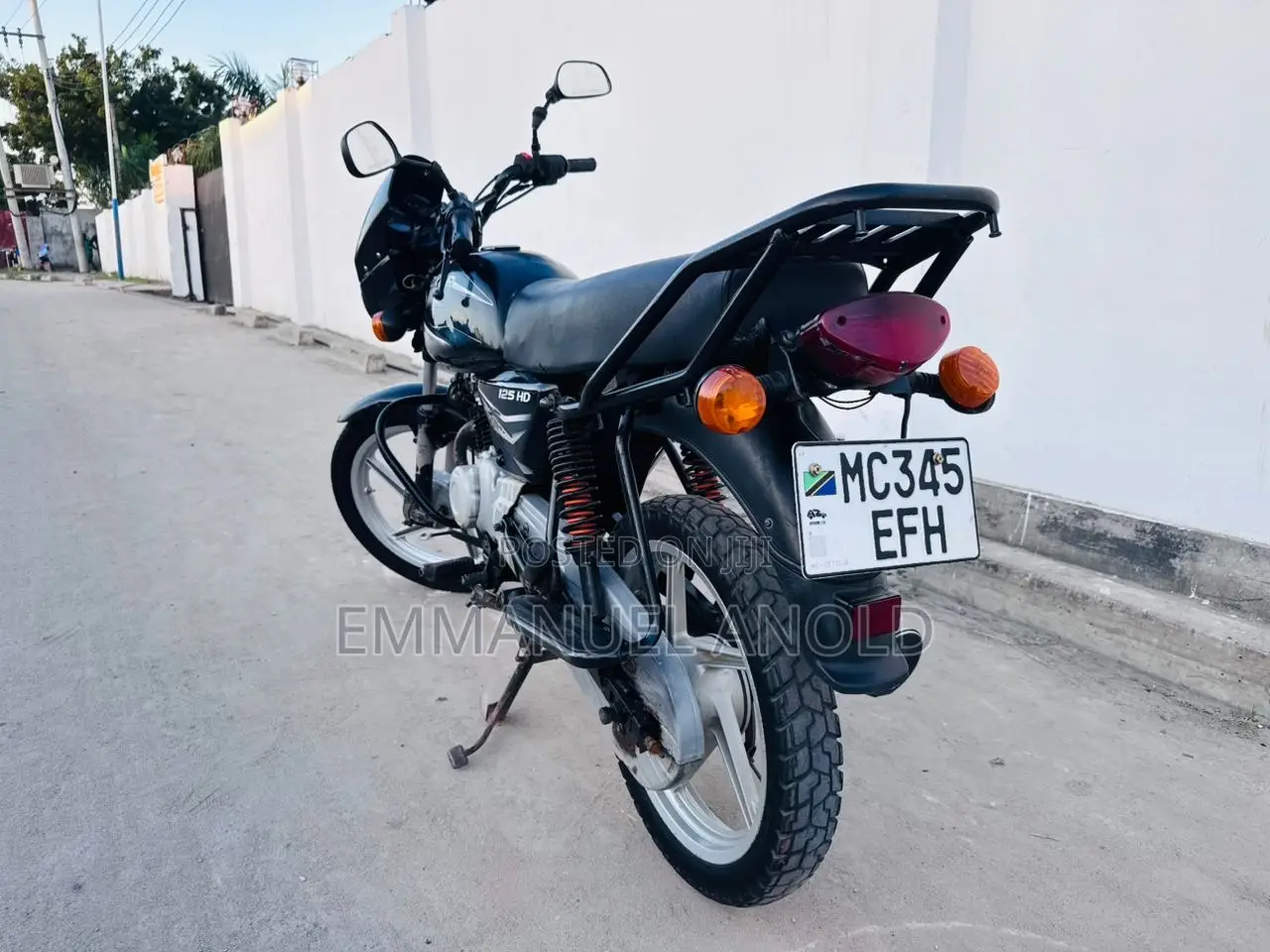 Bajaj Boxer 125 2025 Black