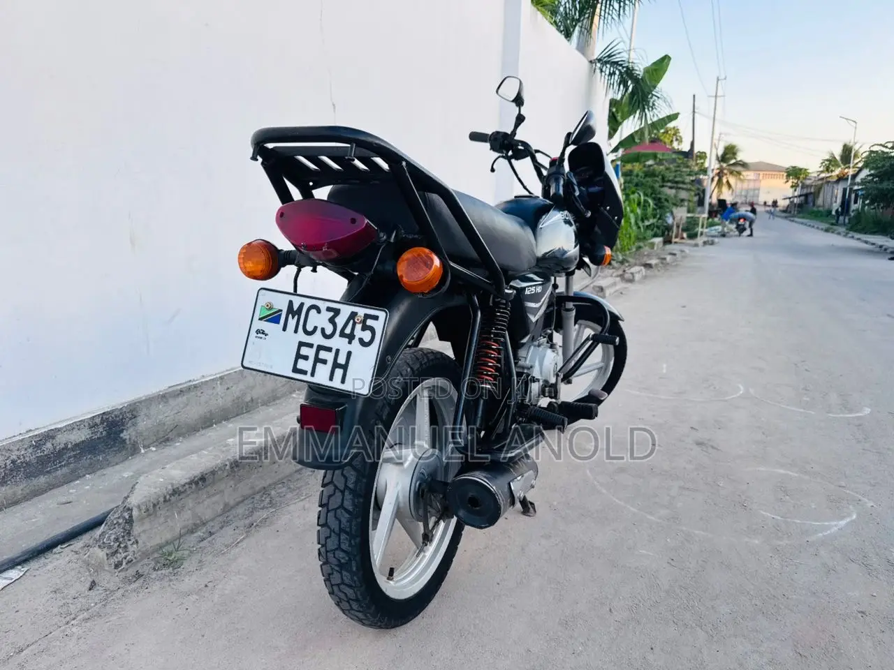 Bajaj Boxer 125 2025 Black