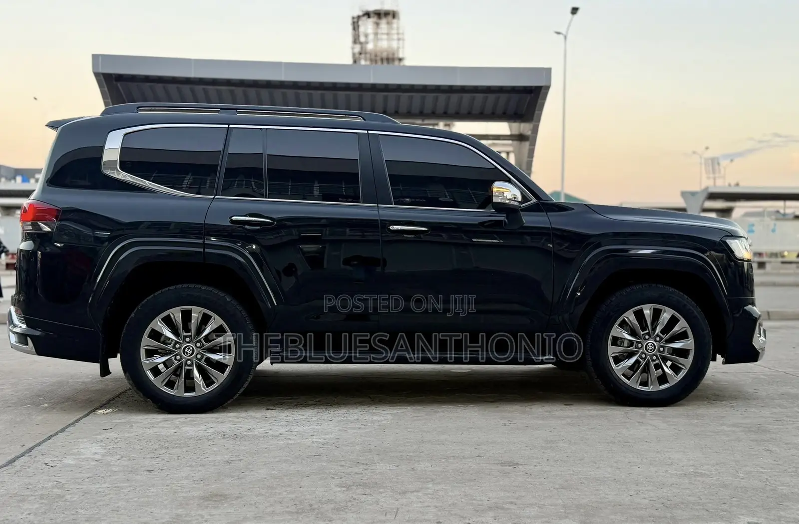 Toyota Land Cruiser 2024 Black
