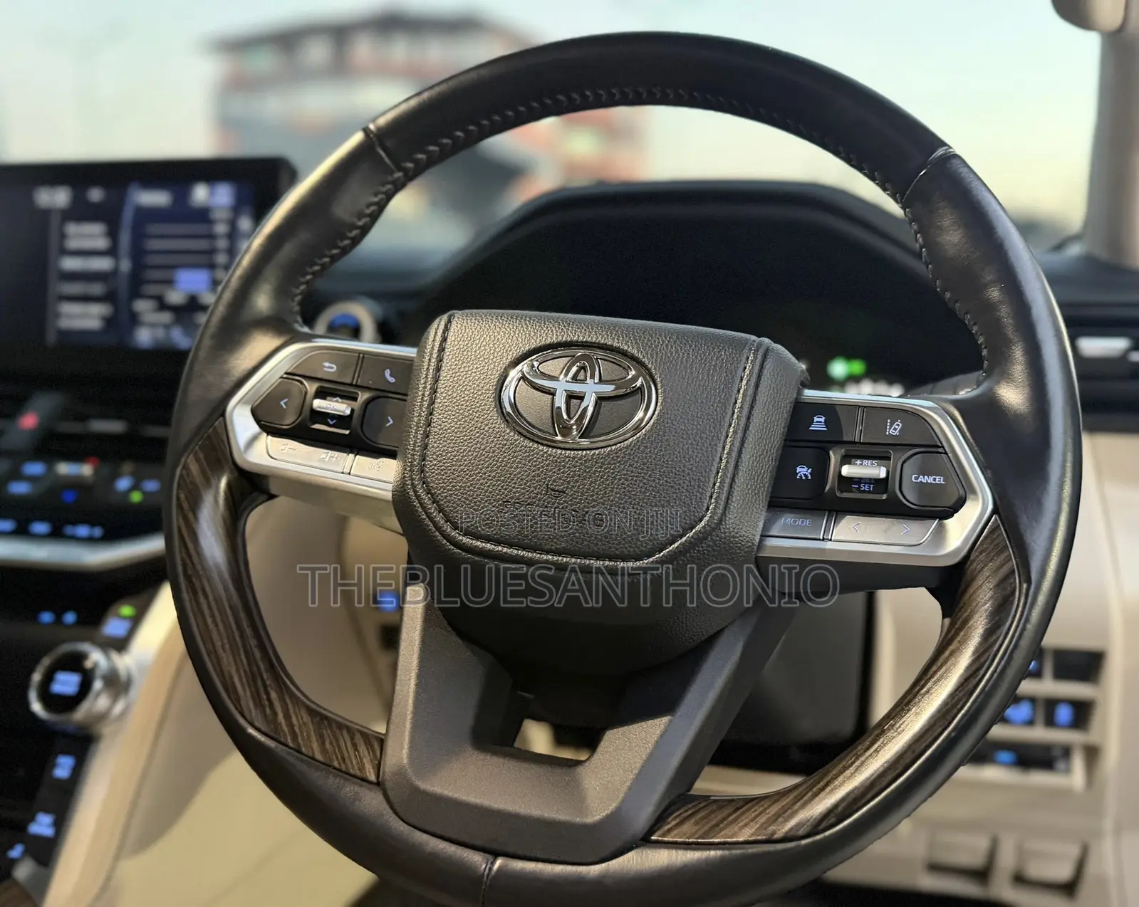 Toyota Land Cruiser 2024 Black