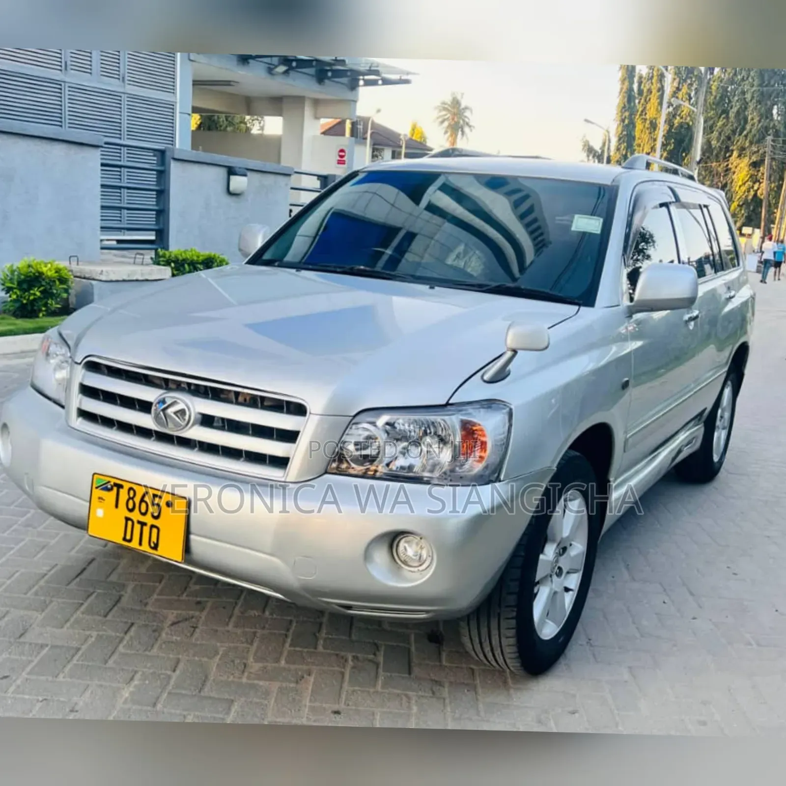 Toyota Kluger 2003 Silver
