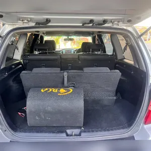 Toyota Kluger 2003 Silver