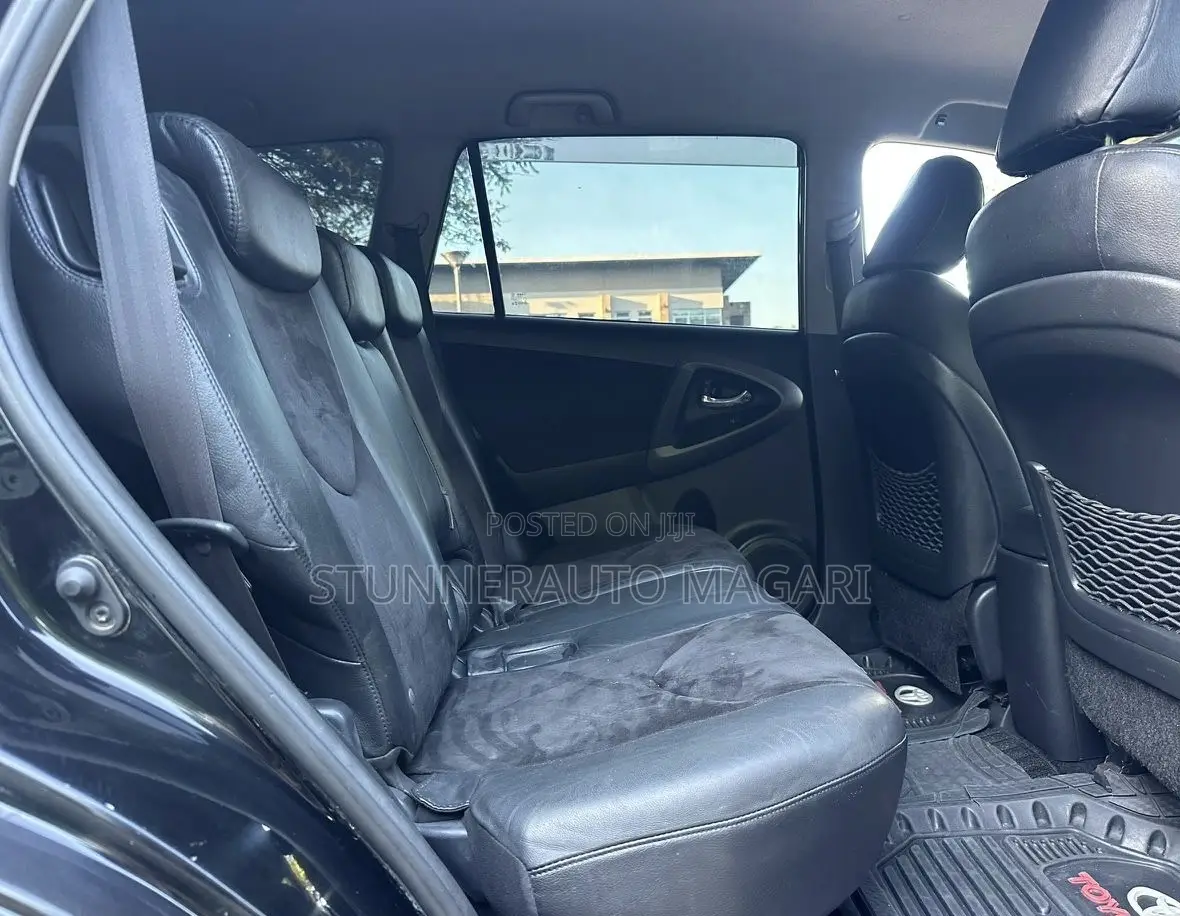 Toyota Vanguard 2009 Black