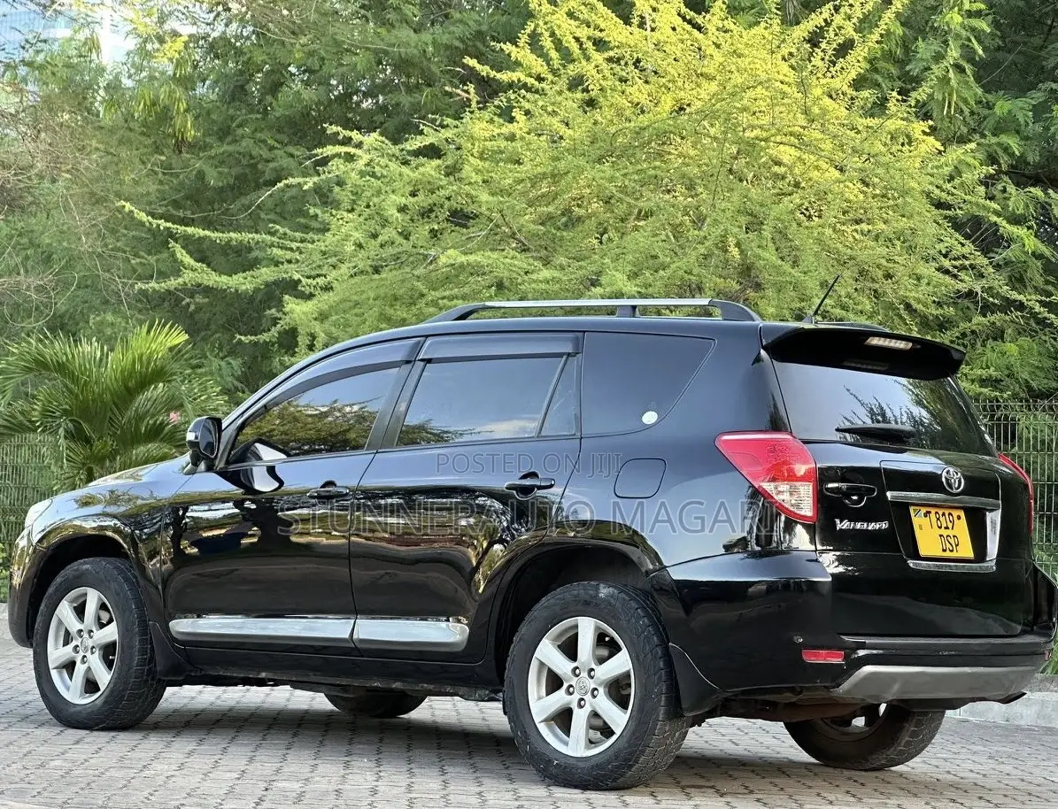 Toyota Vanguard 2009 Black