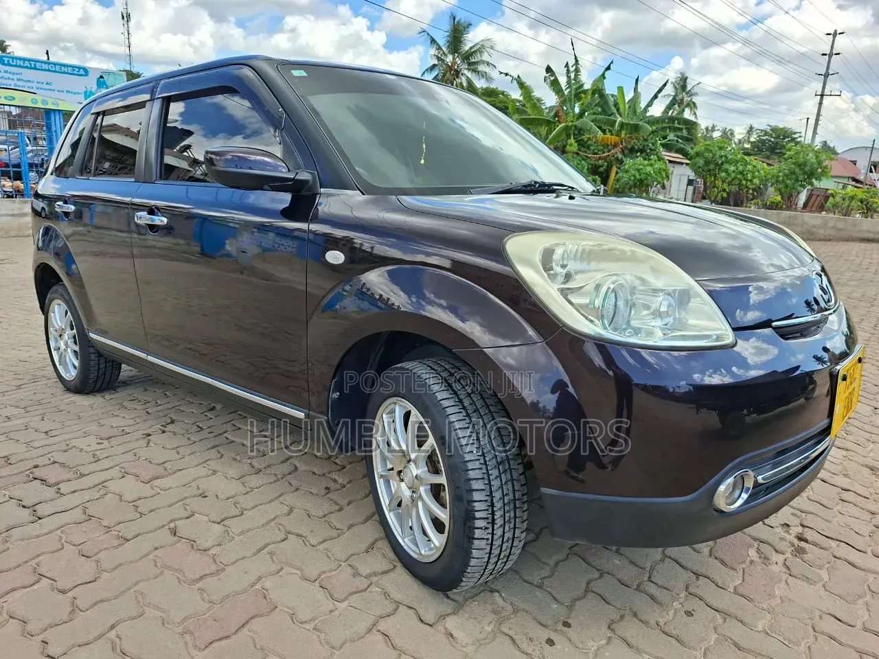 Mazda Verisa 2010 Black