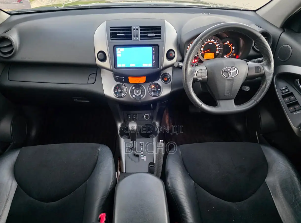 Toyota Vanguard 2011 Black