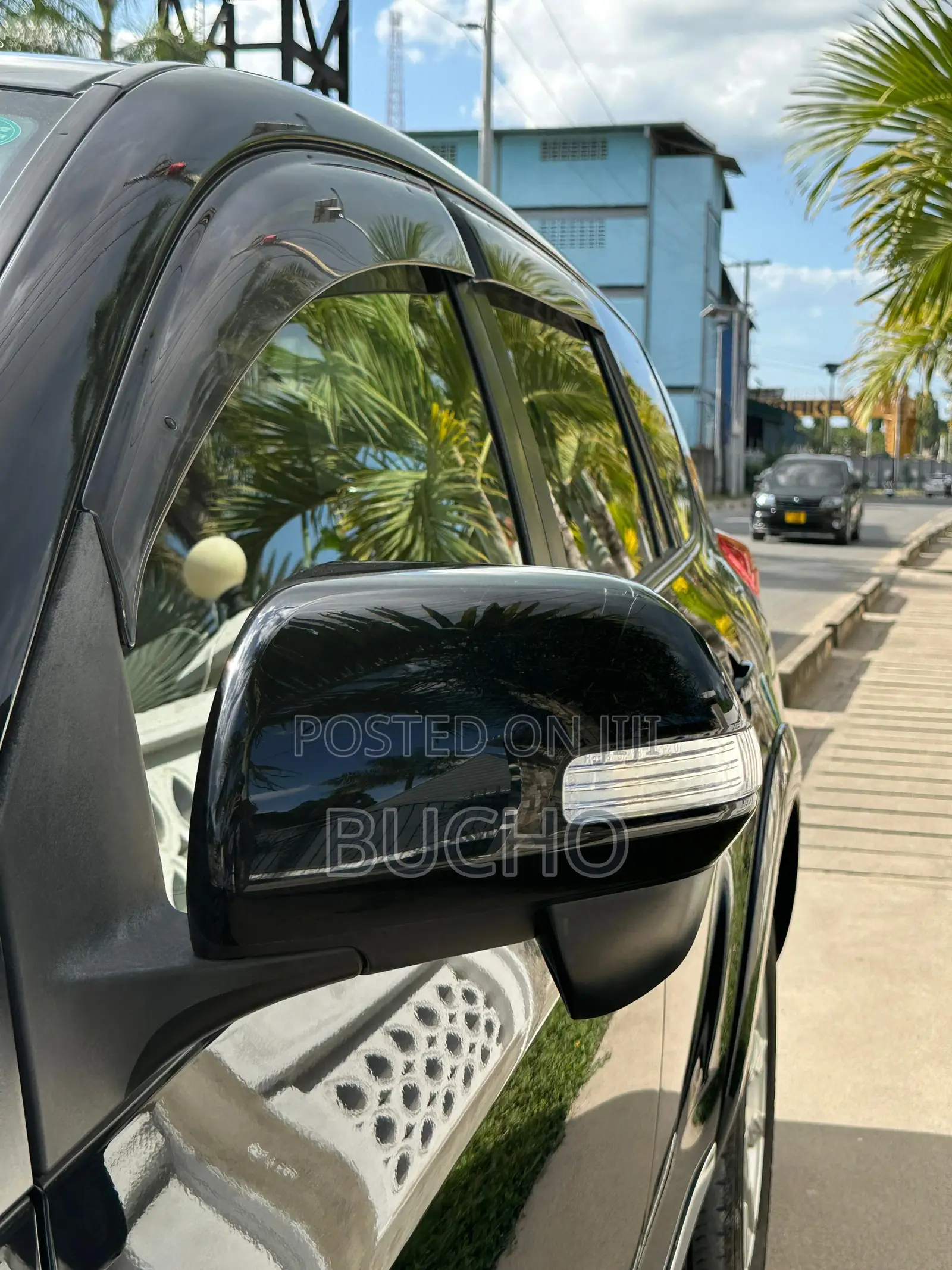 Toyota Vanguard 2011 Black