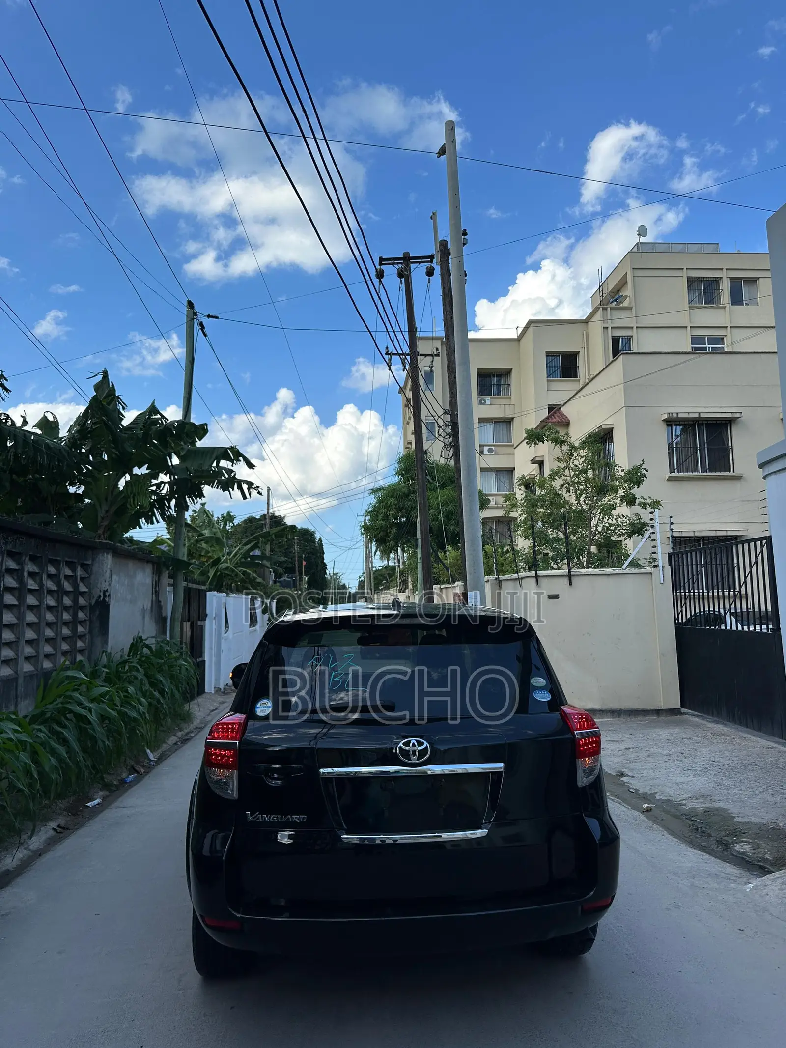 Toyota Vanguard 2011 Black