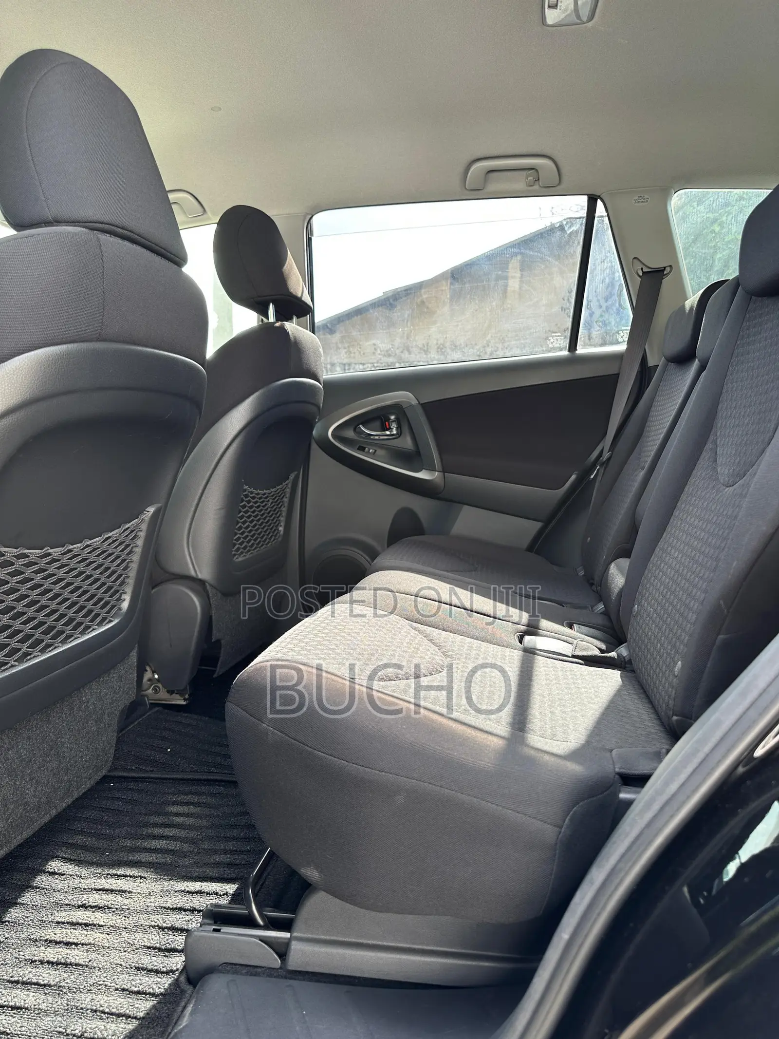 Toyota Vanguard 2011 Black