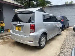 Toyota Corolla Rumion 2008 Silver