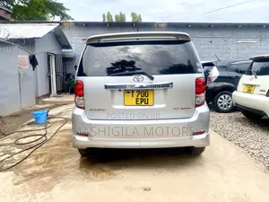 Toyota Corolla Rumion 2008 Silver