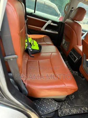 Toyota Land Cruiser 2008 Gray