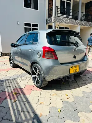 Toyota Vitz 2007