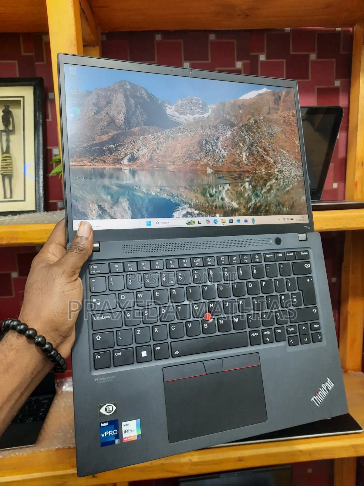 Laptop Lenovo ThinkPad T14s G4 16GB Intel Core i7 SSD 512GB