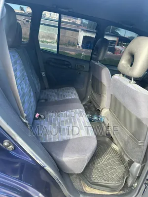 Toyota RAV4 1997 Blue