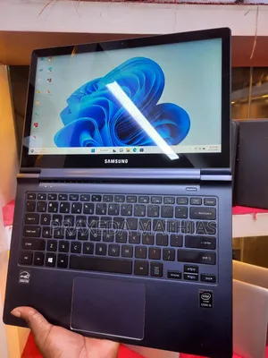 Laptop Samsung Ativ Book 9 Lite 8GB Intel Core i5 SSD 256GB